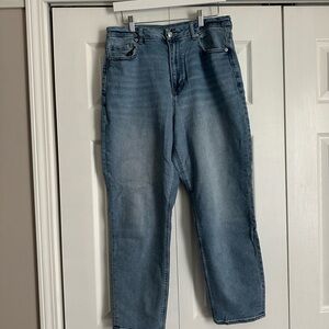 American Eagle Outfitters Light Wash Stretch Women's Jeans